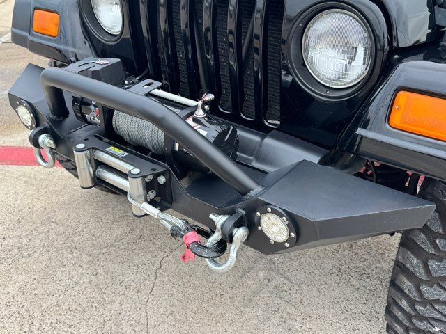 Used 2005 Jeep Wrangler X w/ Tire & Wheel Group (Ecco) AWD/4WD image 8