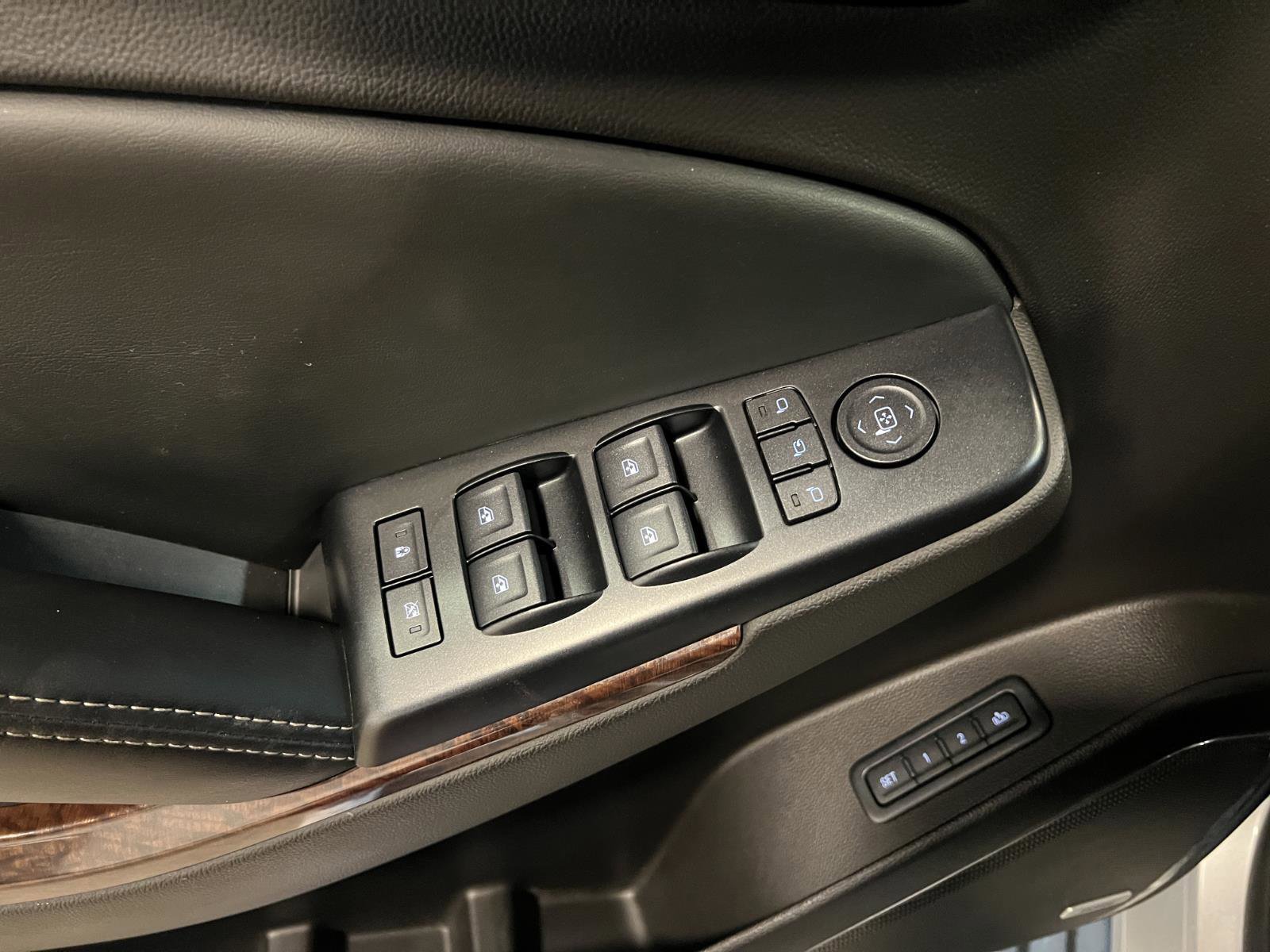 Used 2015 GMC Yukon SLT w/ Open Road Package image 26