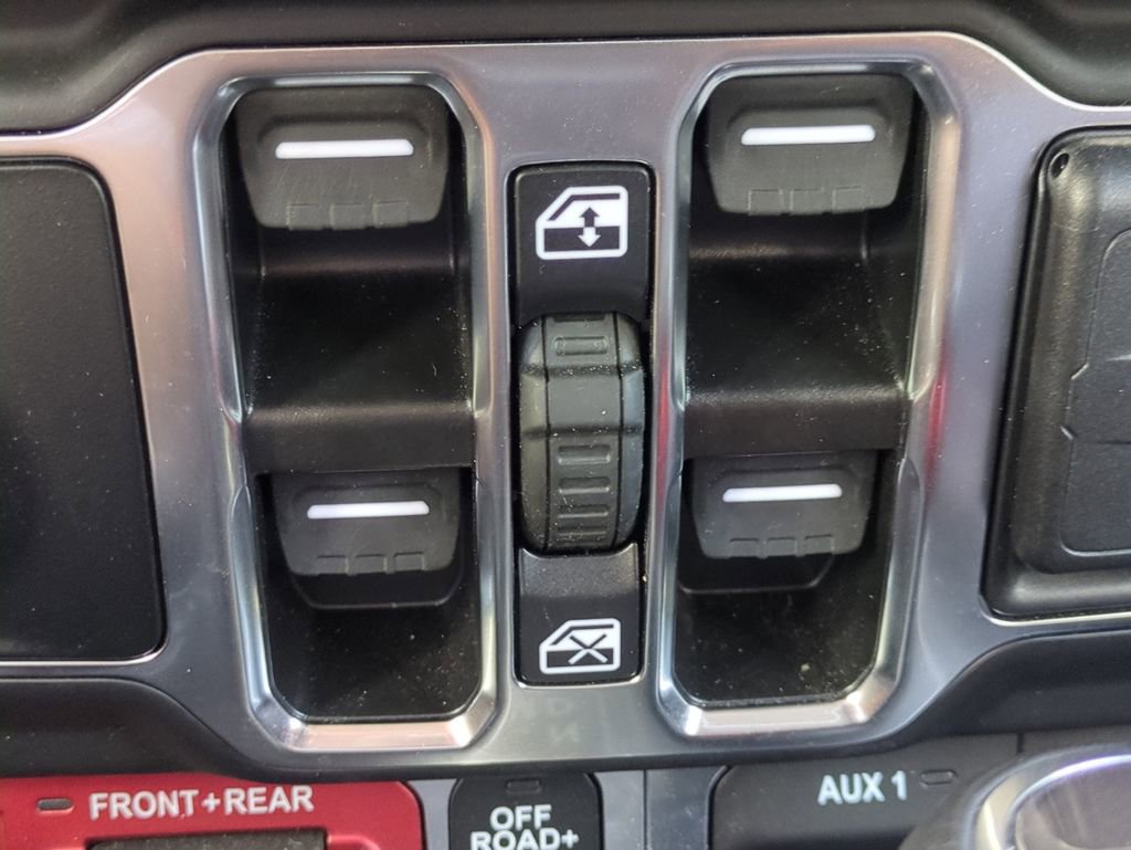 Used 2024 Jeep Gladiator Rubicon image 26