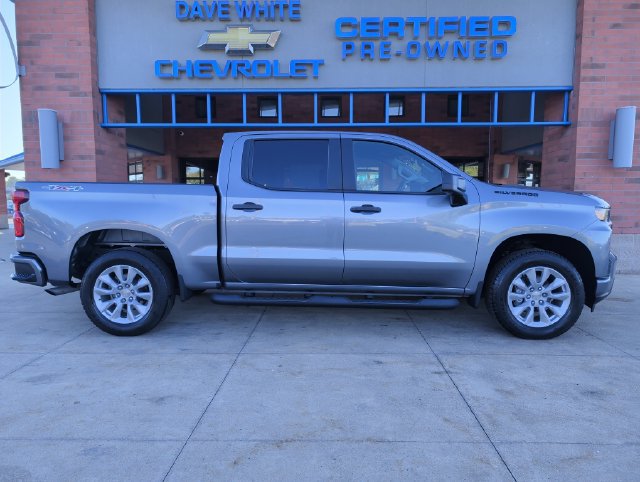 Used 2021 Chevrolet Silverado 1500 Custom w/ LPO, Dark Essentials Package AWD/4WD image 9