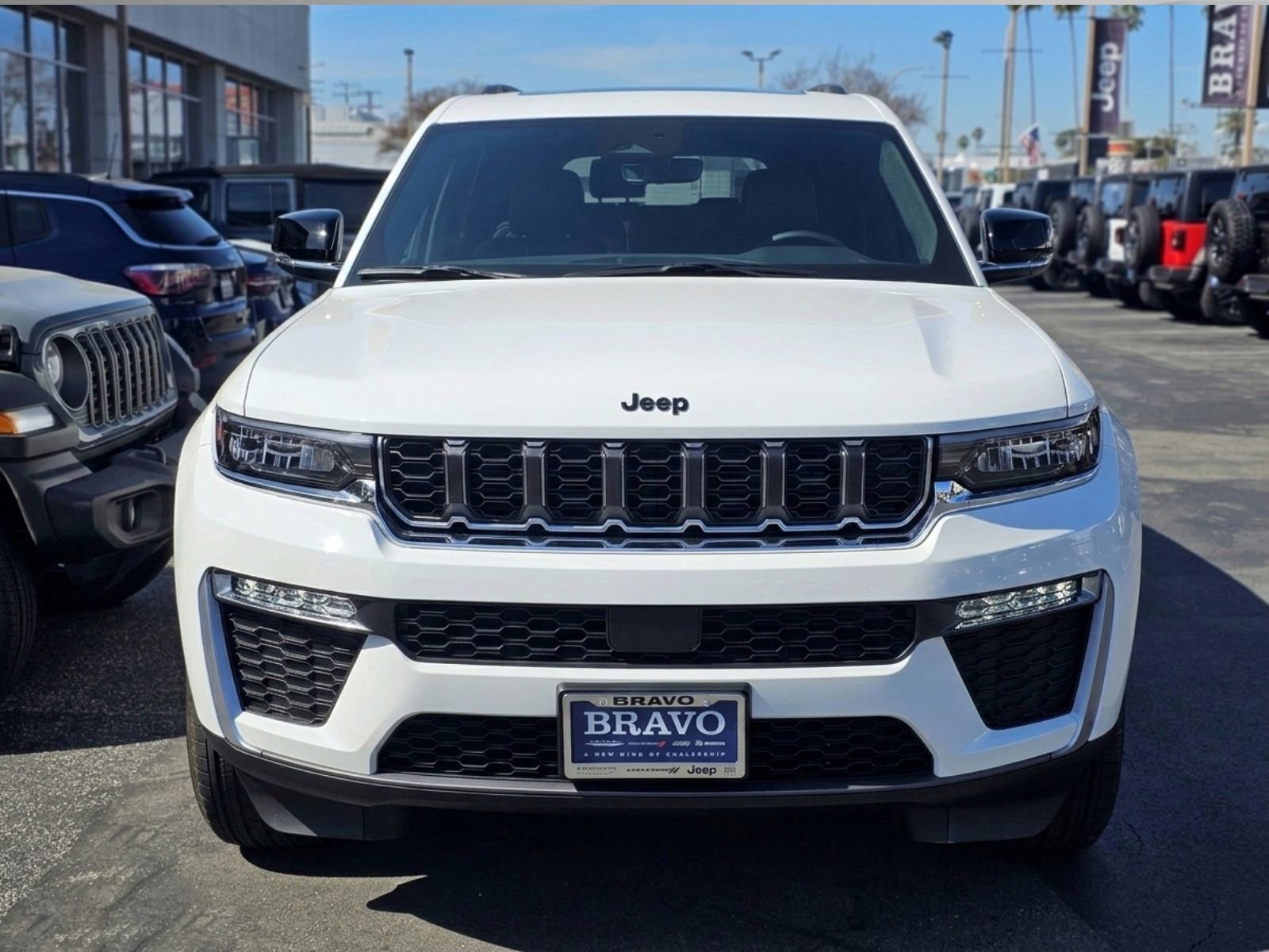New 2026 Jeep Grand Cherokee L Altitude image 2
