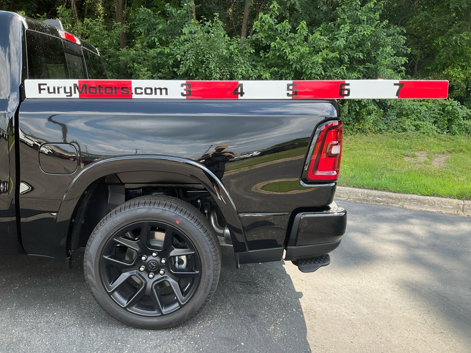 New 2026 RAM 1500 Laramie w/ Night Edition image 39