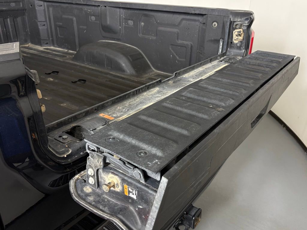 Used 2023 GMC Sierra 3500 Denali w/ Denali Black Diamond Edition AWD/4WD image 42