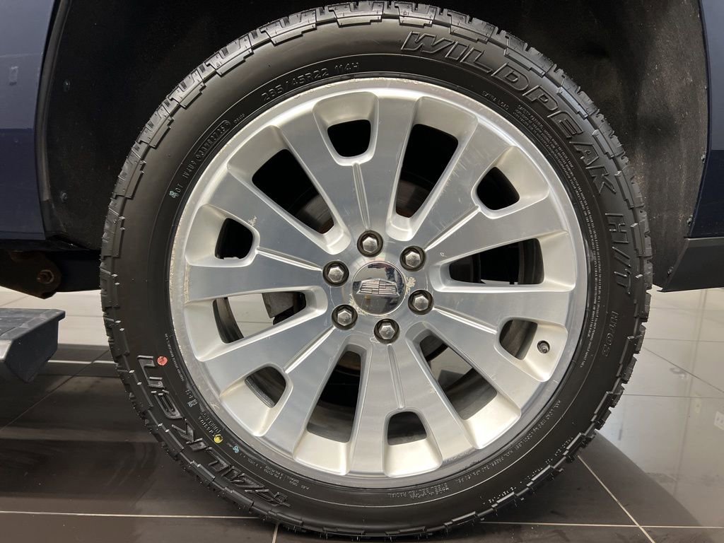 Used 2017 Cadillac Escalade Premium Luxury AWD/4WD image 7