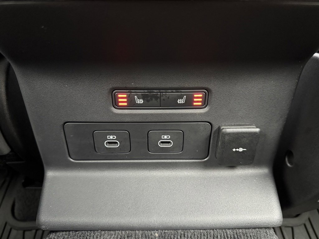 Used 2026 Land Rover Range Rover Velar Dynamic SE image 33