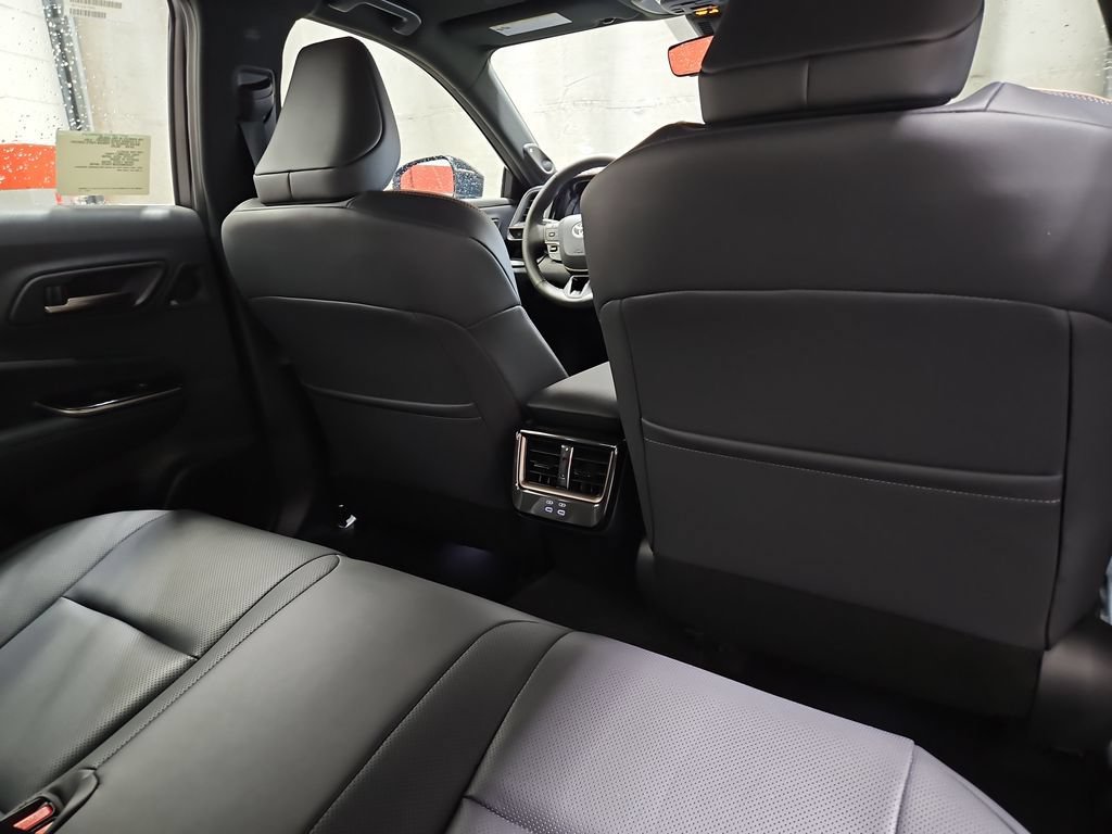 New 2026 Toyota Crown Platinum AWD/4WD image 26