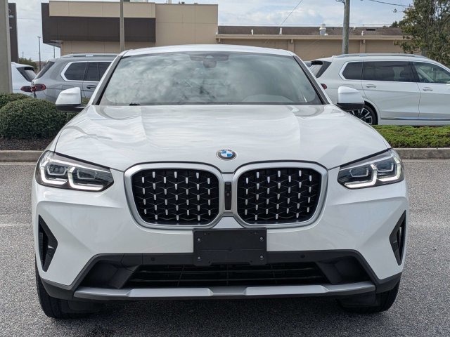 Used 2024 BMW X4 xDrive30i w/ Parking Assistance Package AWD/4WD image 9