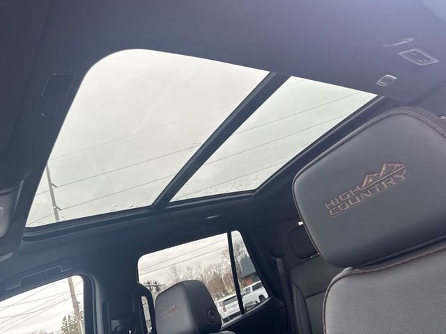 Certified 2024 Chevrolet Tahoe High Country w/ Premium Package image 11