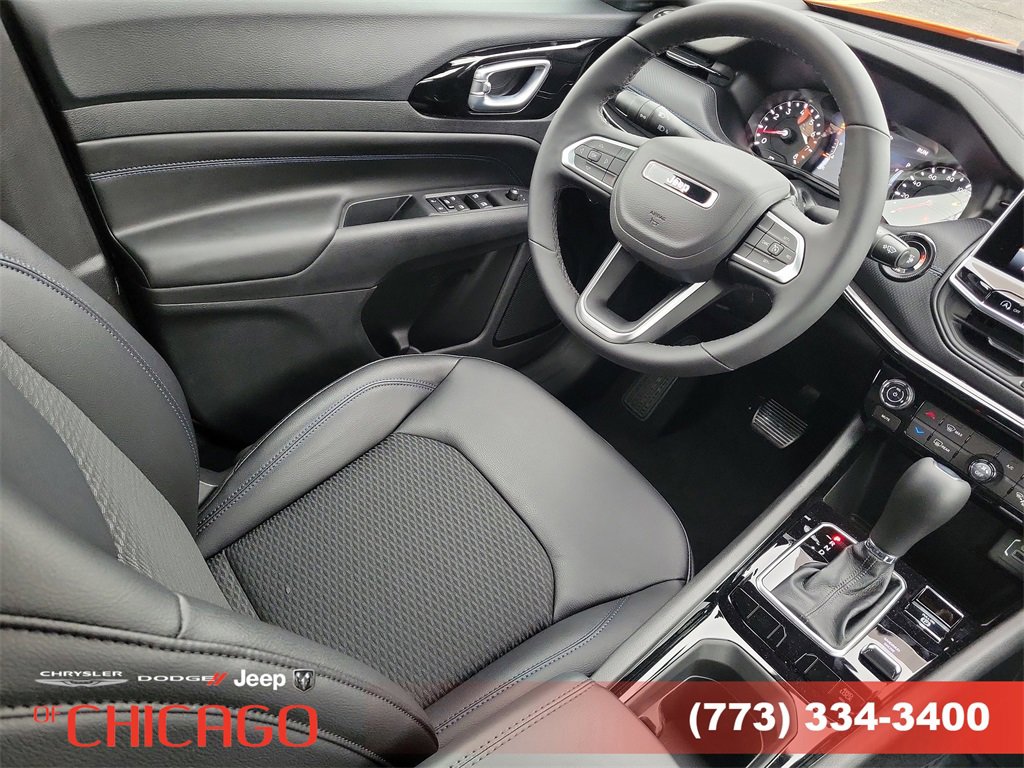 New 2026 Jeep Compass Latitude image 16