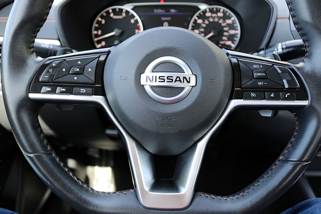 Used 2020 Nissan Altima 2.5 SR FWD image 18