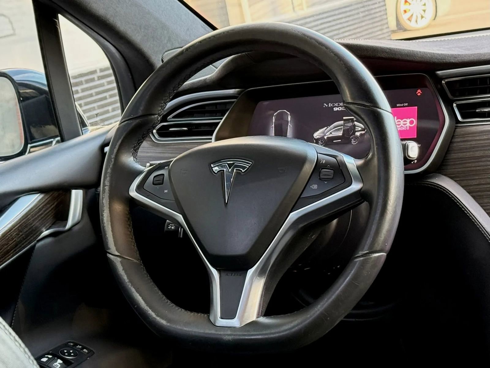 Used 2016 Tesla Model X 90D AWD/4WD image 14