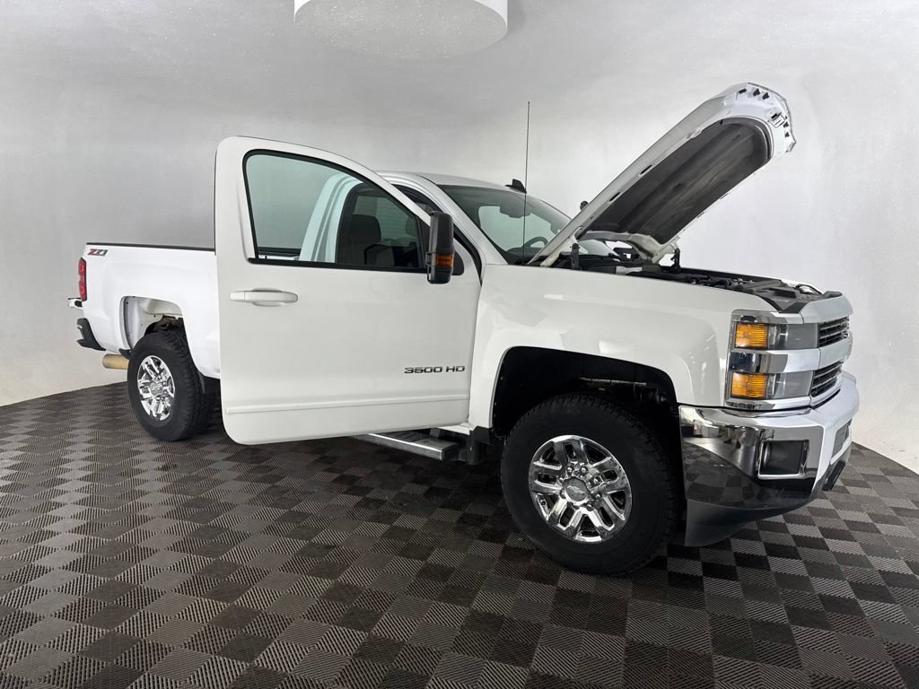 Used 2015 Chevrolet Silverado 3500 LT w/ LT Convenience Package AWD/4WD image 10