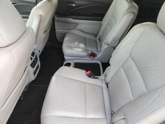 Used 2019 Honda Pilot Elite image 28
