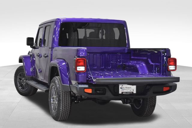 New 2026 Jeep Gladiator Sport image 10