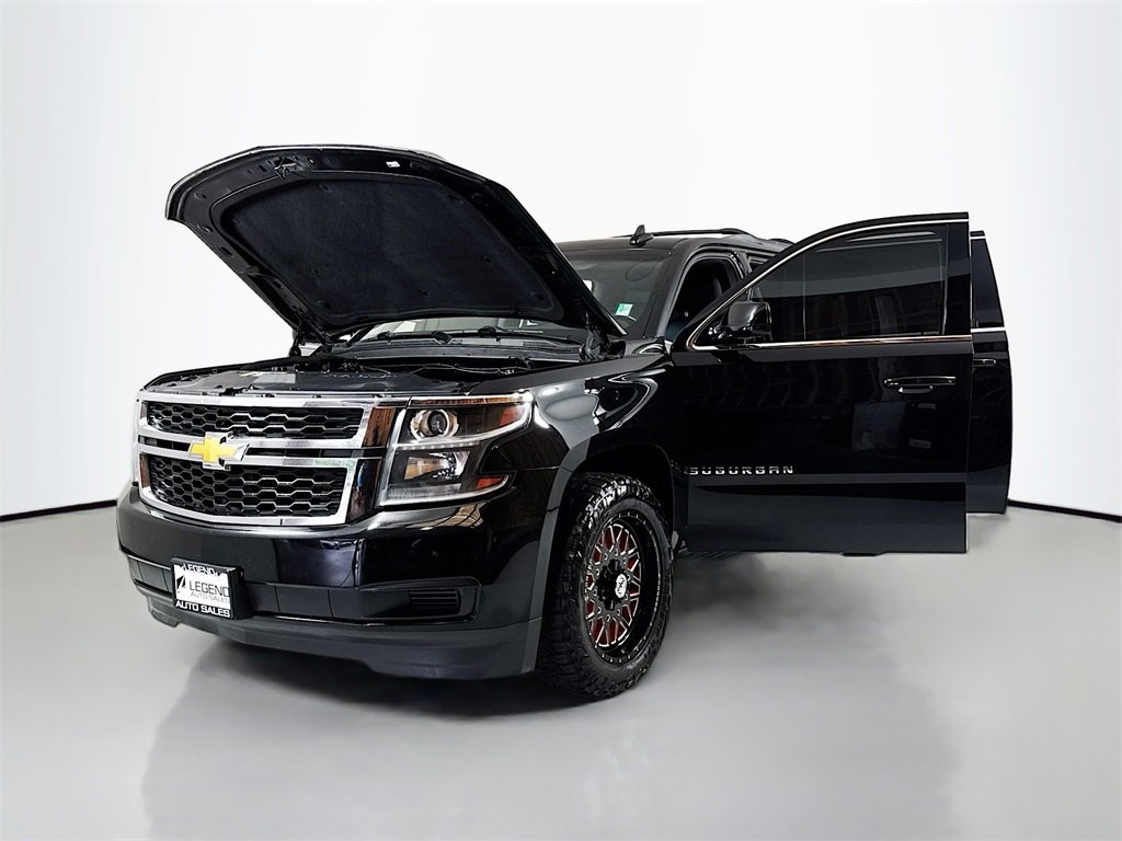 Used 2020 Chevrolet Suburban LT image 27