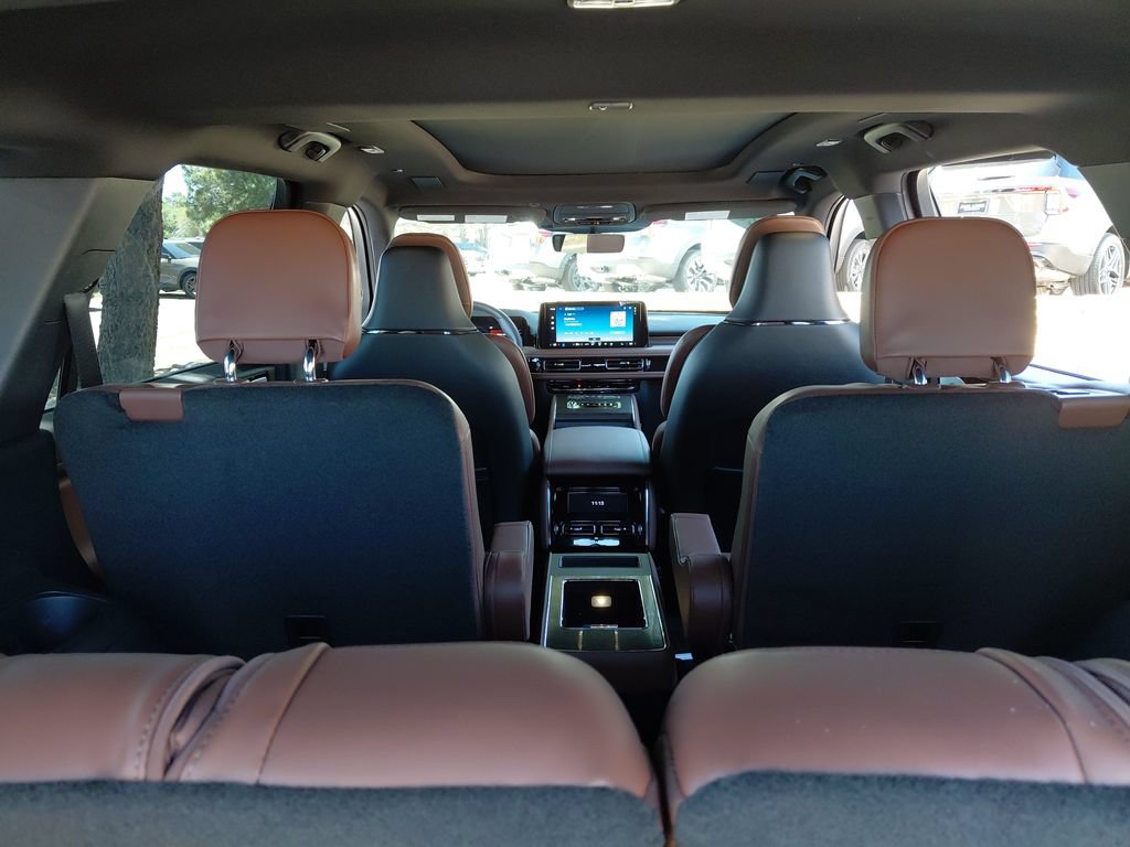 New 2026 Lincoln Aviator Reserve AWD/4WD image 33