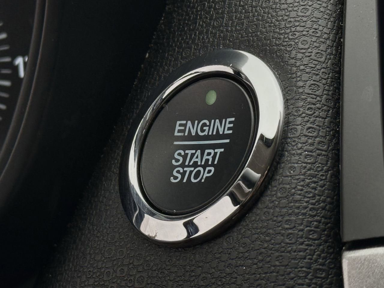 Used 2020 Ford EcoSport SE FWD image 20