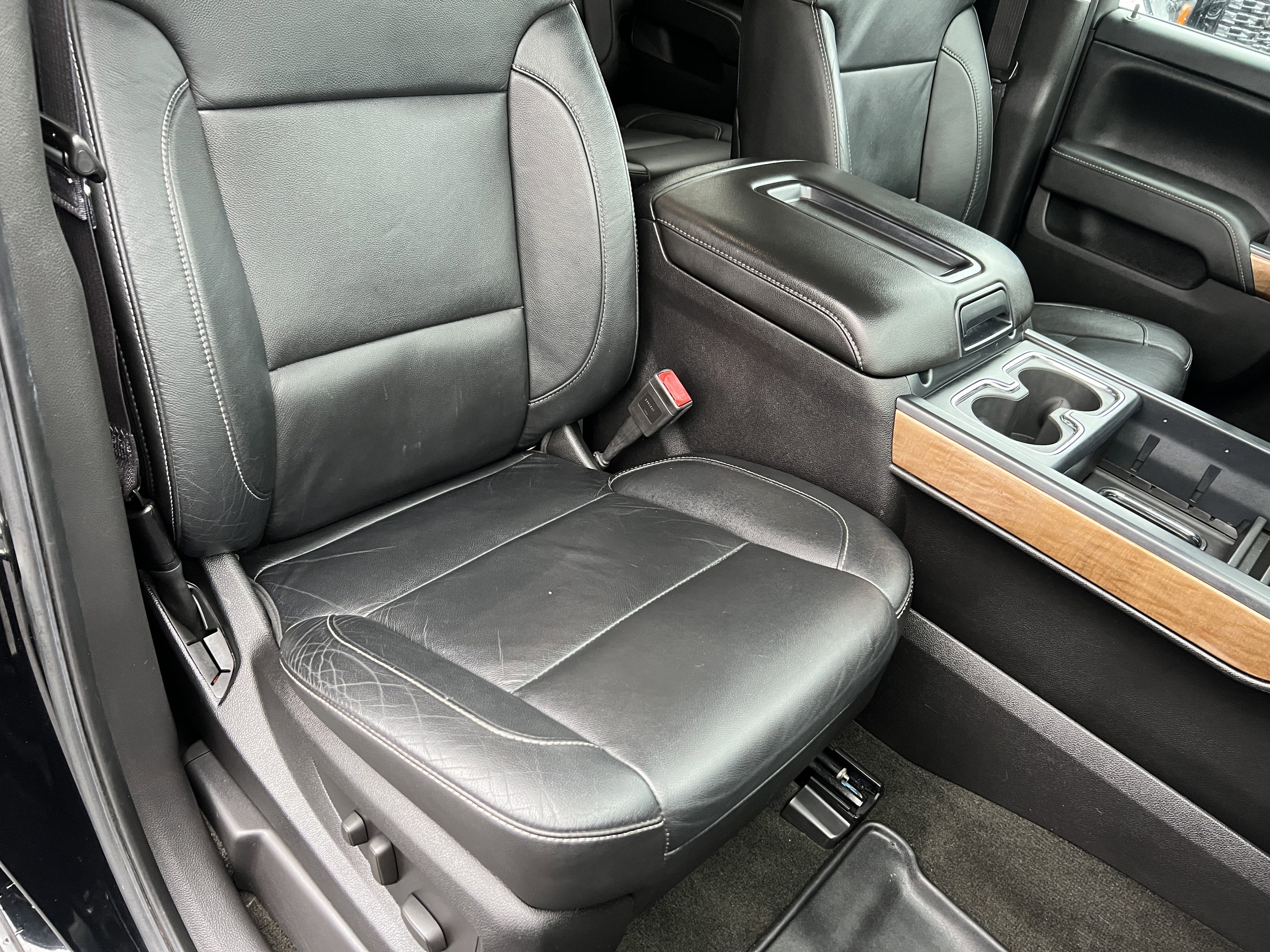 Used 2015 Chevrolet Silverado 1500 LTZ w/ LTZ Plus Package image 21