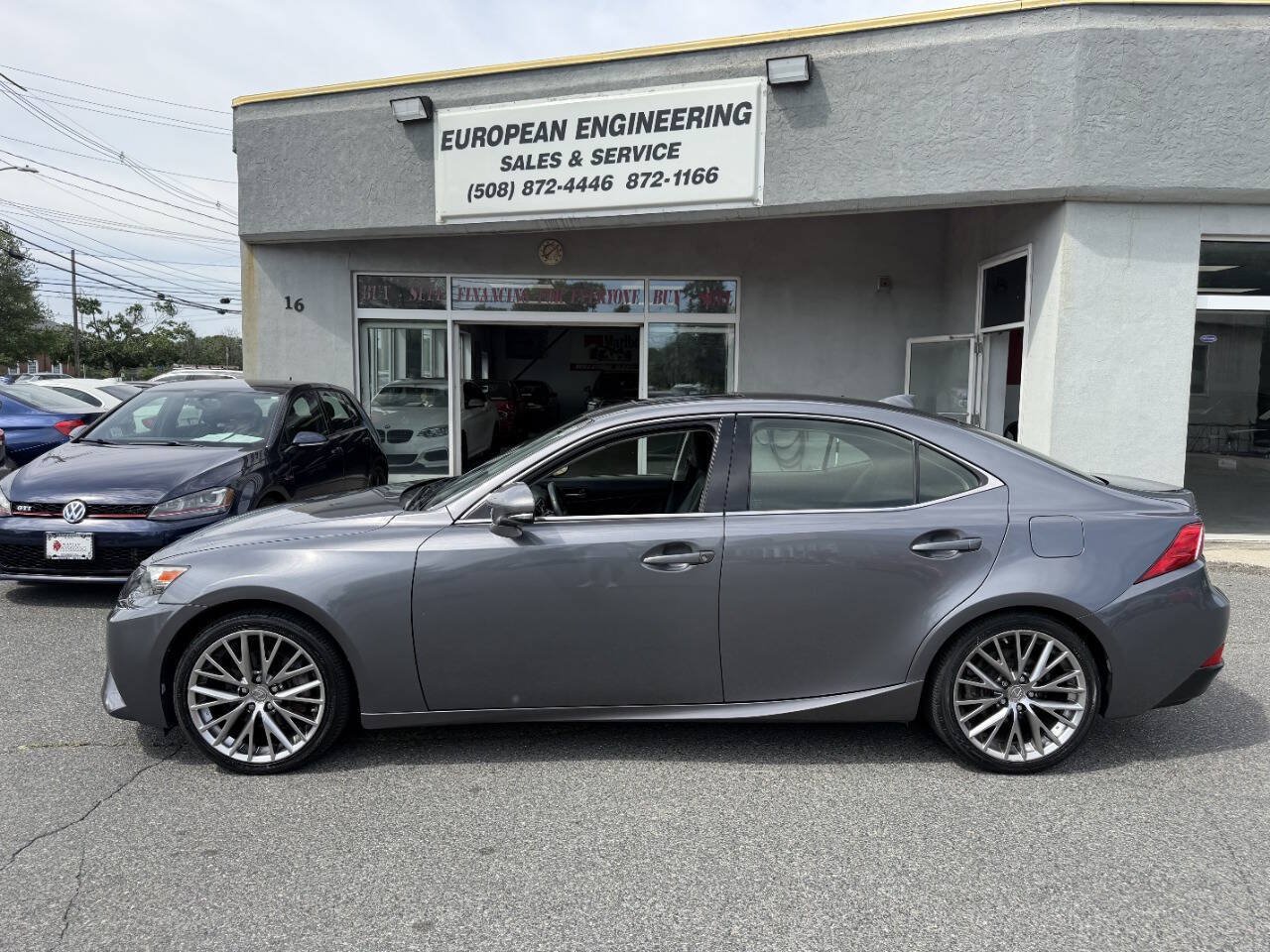 Used 2014 Lexus IS 250 AWD w/ Navigation Package image 4