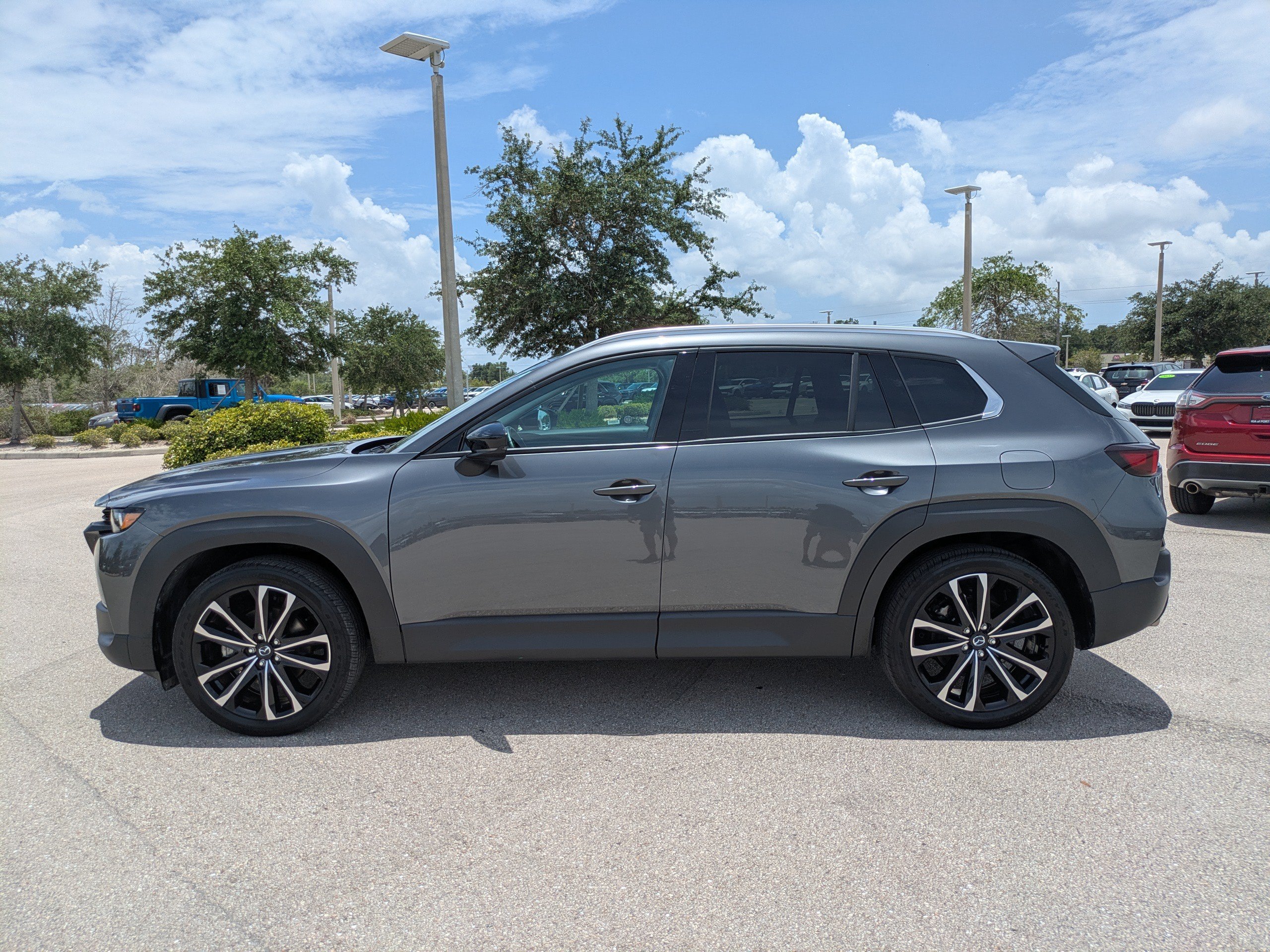 Used 2025 MAZDA CX-50 AWD 2.5 S w/ Premium Plus Pkg image 7