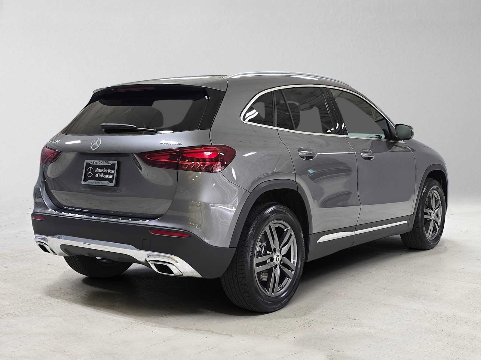 Certified 2026 Mercedes-Benz GLA 250 4MATIC image 4