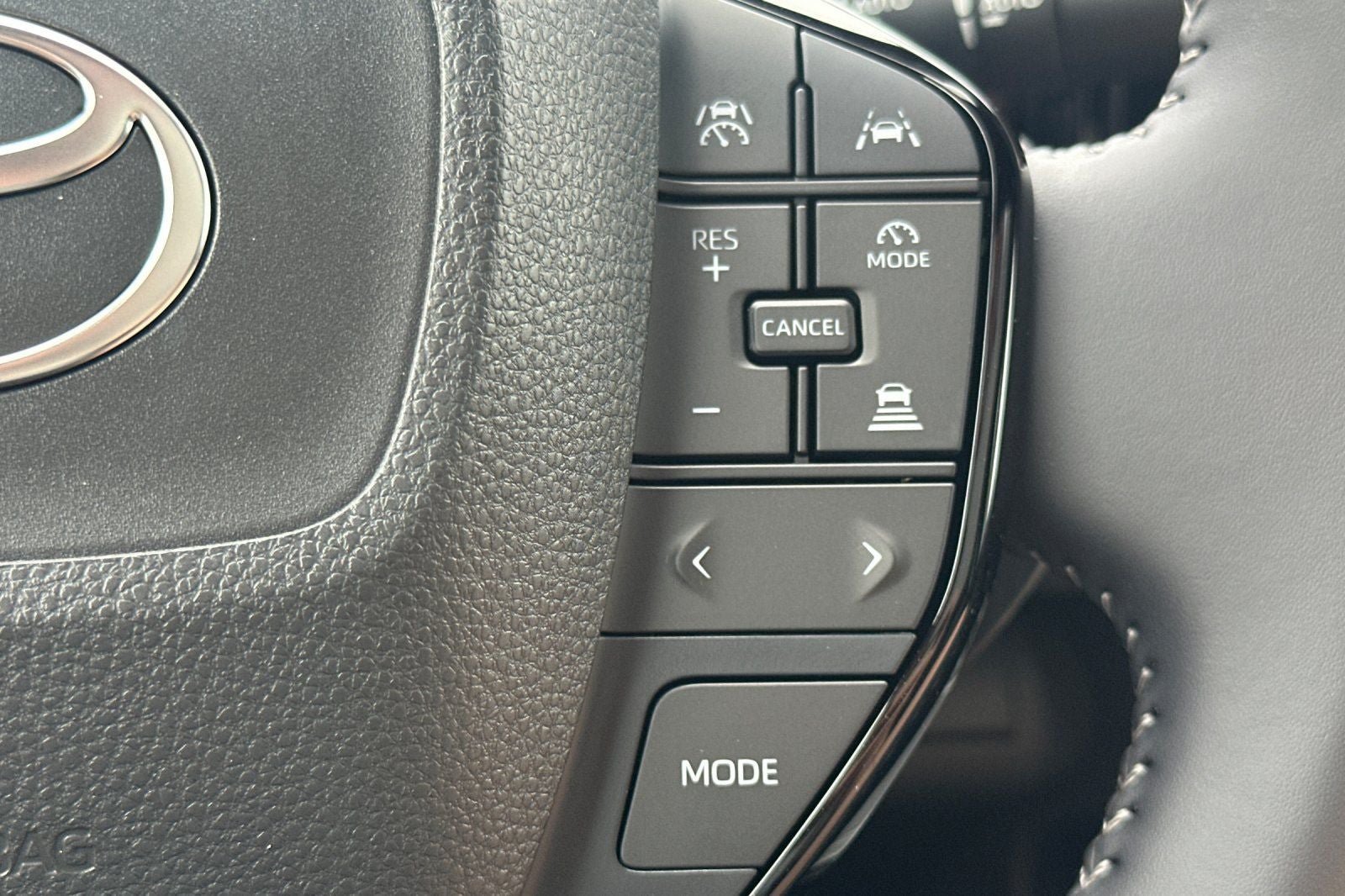 New 2026 Toyota bZ FWD image 28