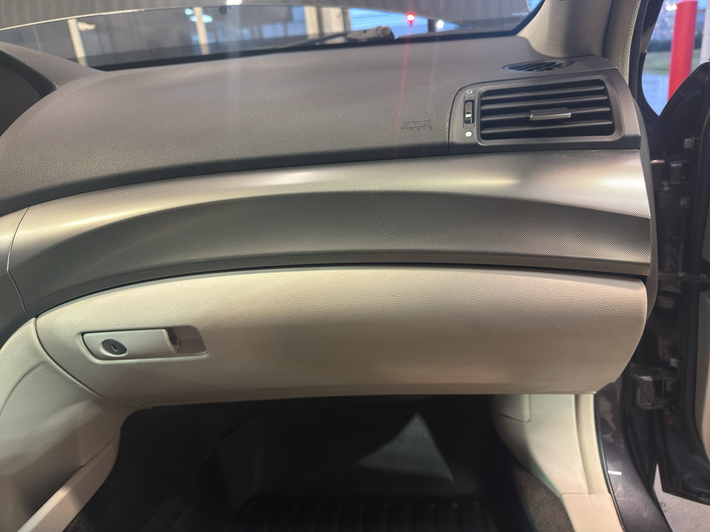 Used 2013 Acura TL w/ Technology Package FWD image 25