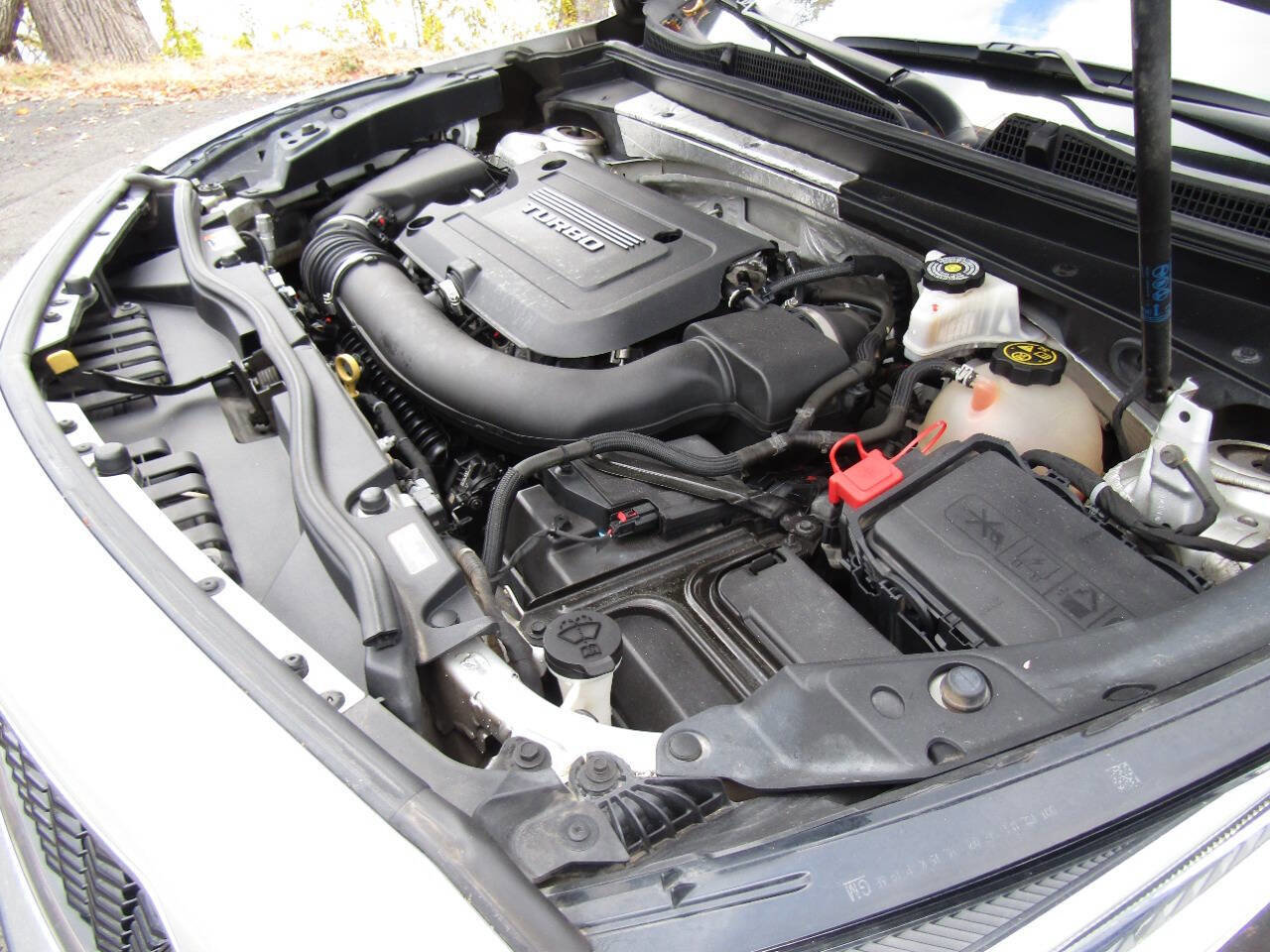 Used 2019 Cadillac XT4 Sport image 32