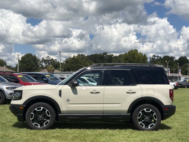 Used 2024 Ford Bronco Sport Outer Banks AWD/4WD image 11