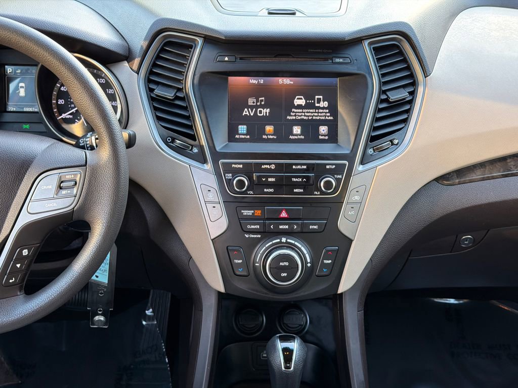 Used 2017 Hyundai Santa Fe Sport FWD image 17