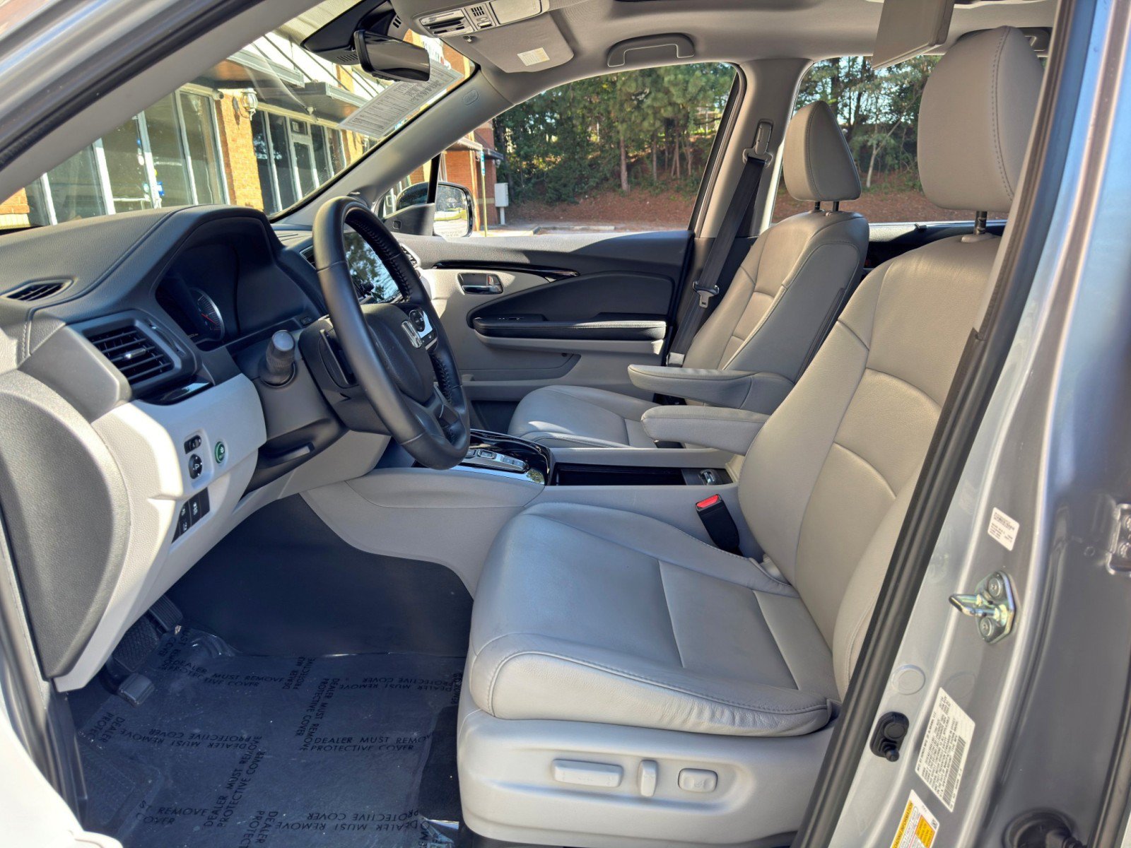 Used 2020 Honda Pilot Touring image 16