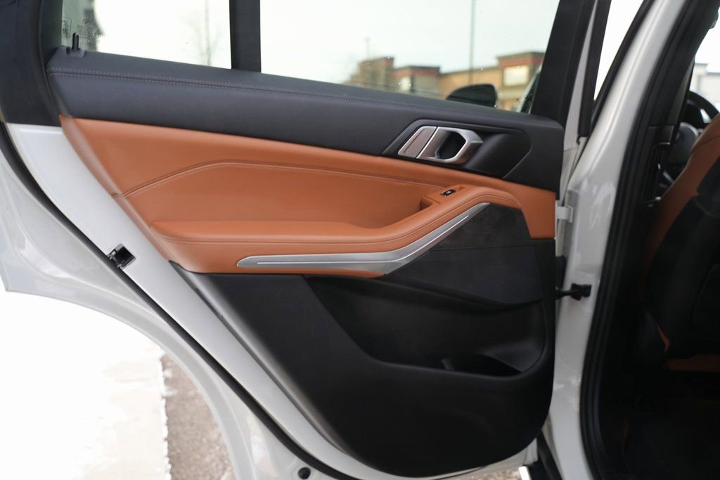 Used 2022 BMW X5 xDrive40i w/ Luxury Seating Package image 42