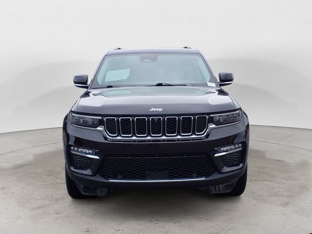 Used 2023 Jeep Grand Cherokee Limited w/ Luxury Tech Group II AWD/4WD image 2