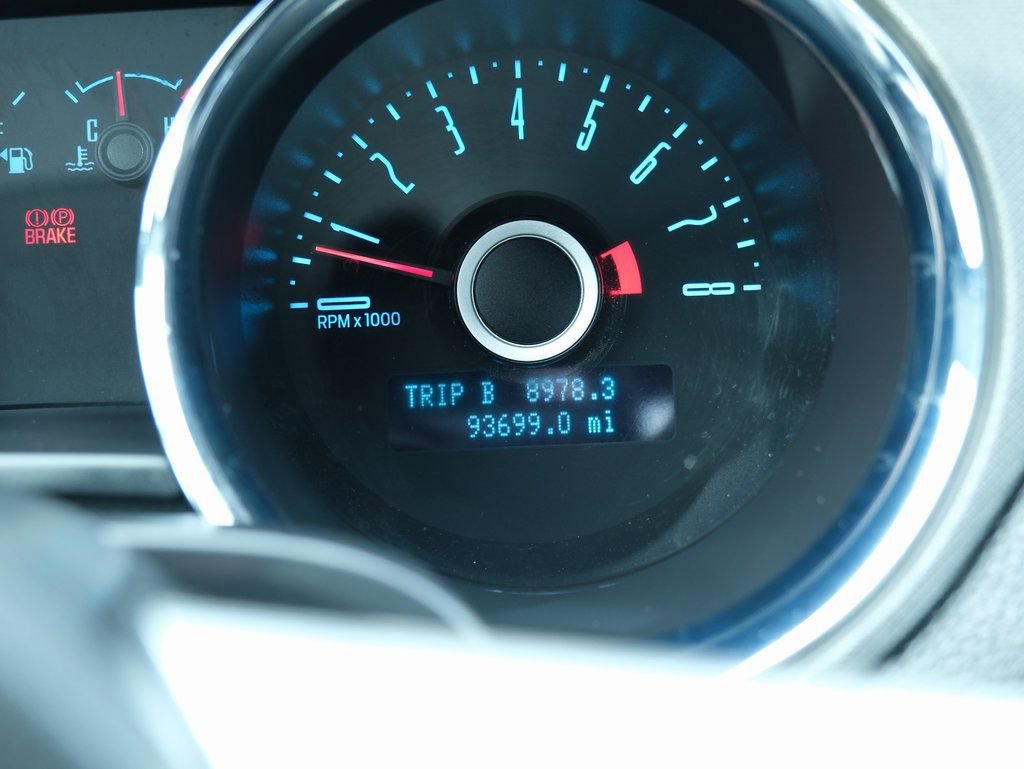 Used 2014 Ford Mustang Coupe image 4