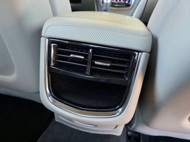 Used 2018 Cadillac CTS Luxury AWD/4WD image 16