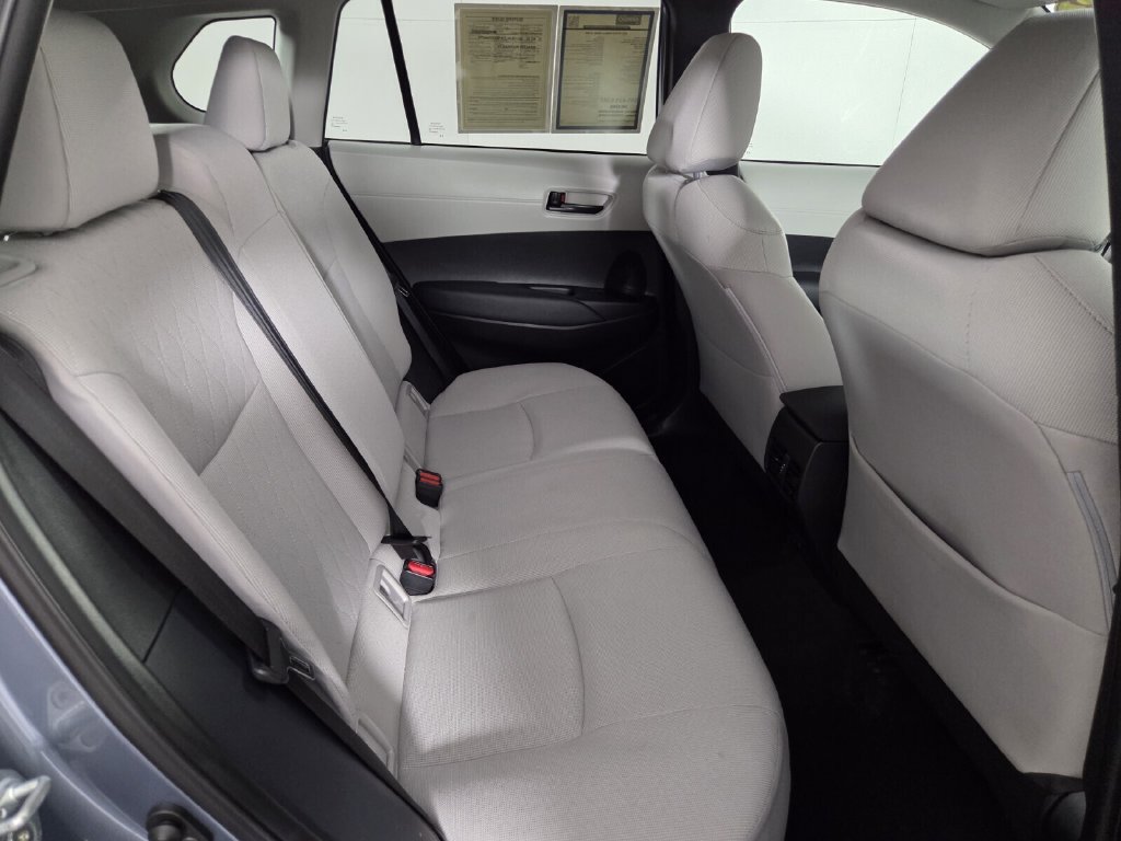 Used 2023 Toyota Corolla Cross LE FWD image 27