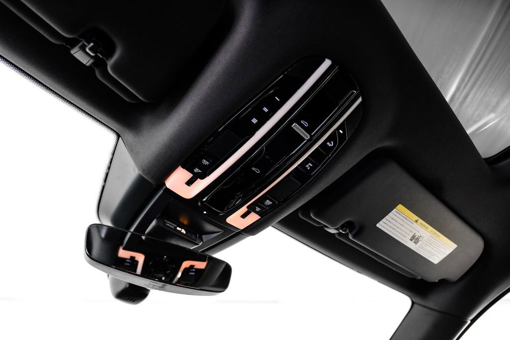 Used 2019 Porsche Cayenne S image 31