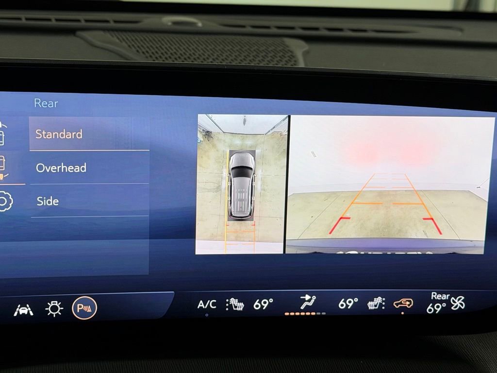 Certified 2025 Buick Enclave Preferred image 40