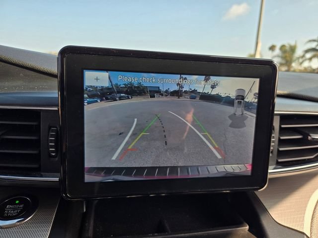 Used 2020 Ford Explorer XLT RWD image 9
