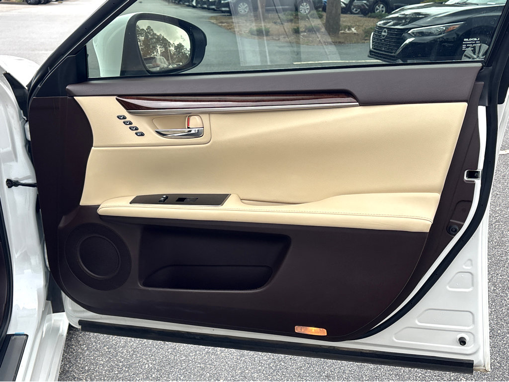 Used 2018 Lexus ES 350 image 10