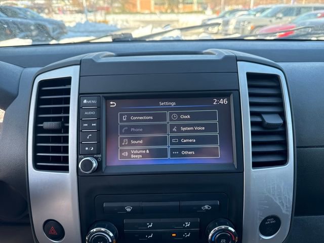 Used 2021 Nissan Frontier SV w/ SV Utility Package image 19