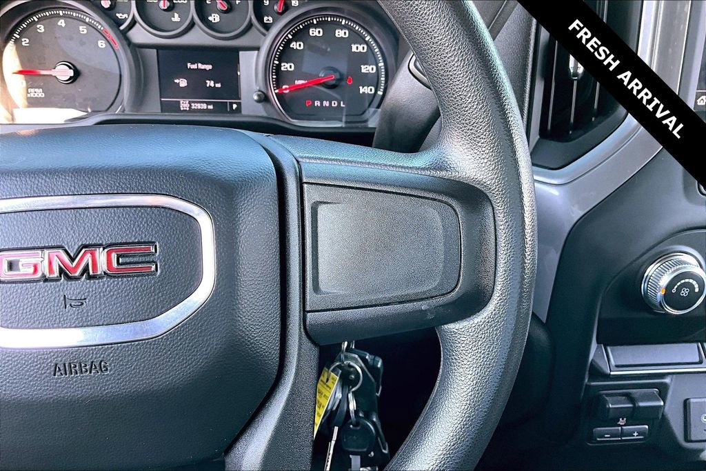 Used 2022 GMC Sierra 2500 Pro w/ Convenience Package image 12