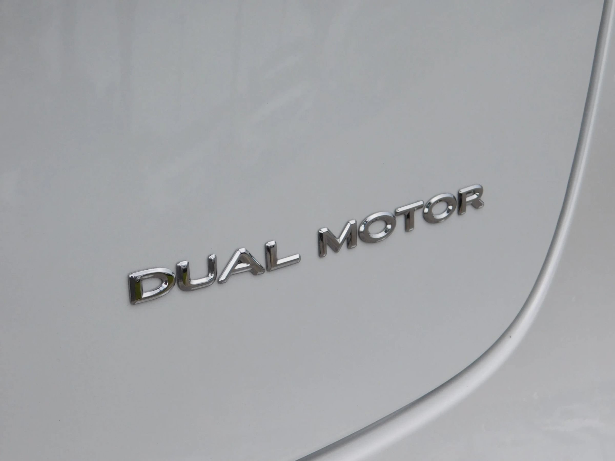 Used 2022 Tesla Model 3 Long Range AWD/4WD image 8