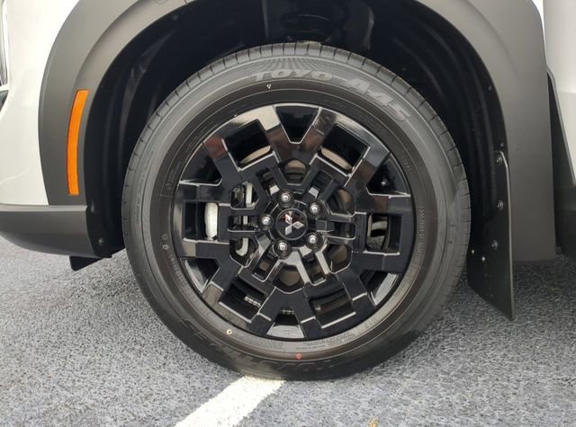 New 2025 Mitsubishi Outlander Trail Edition image 38