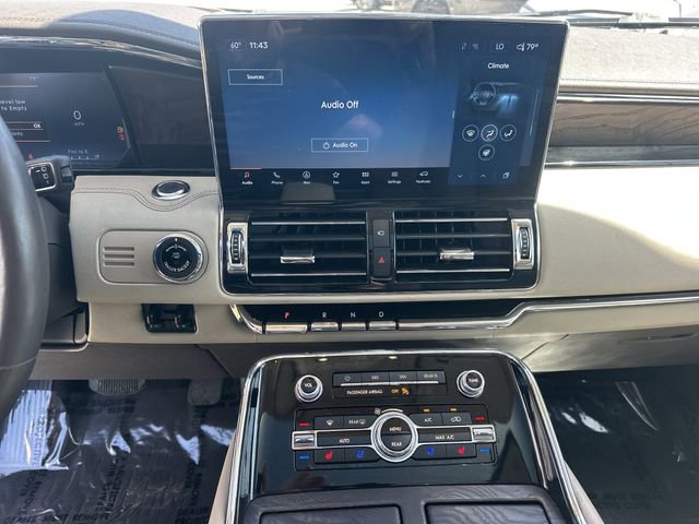 Used 2022 Lincoln Navigator L Reserve image 22