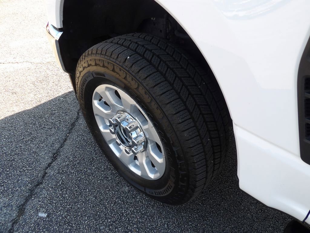Used 2024 Ford F250 XLT image 14