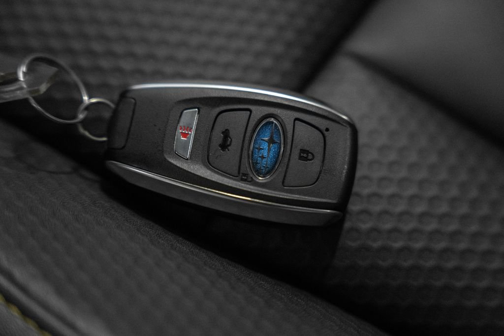 Used 2025 Subaru Outback Wilderness AWD/4WD image 39