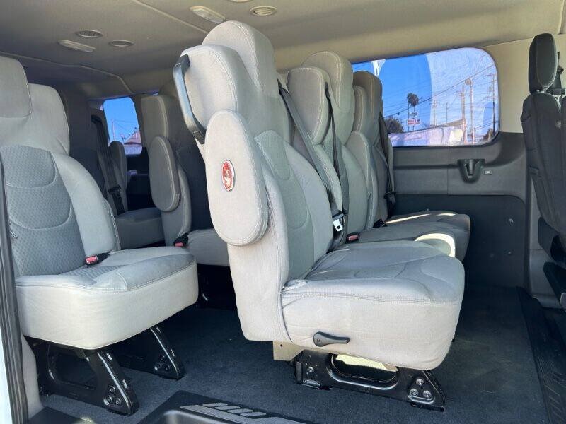 Used 2020 Ford Transit 350 XLT RWD image 12