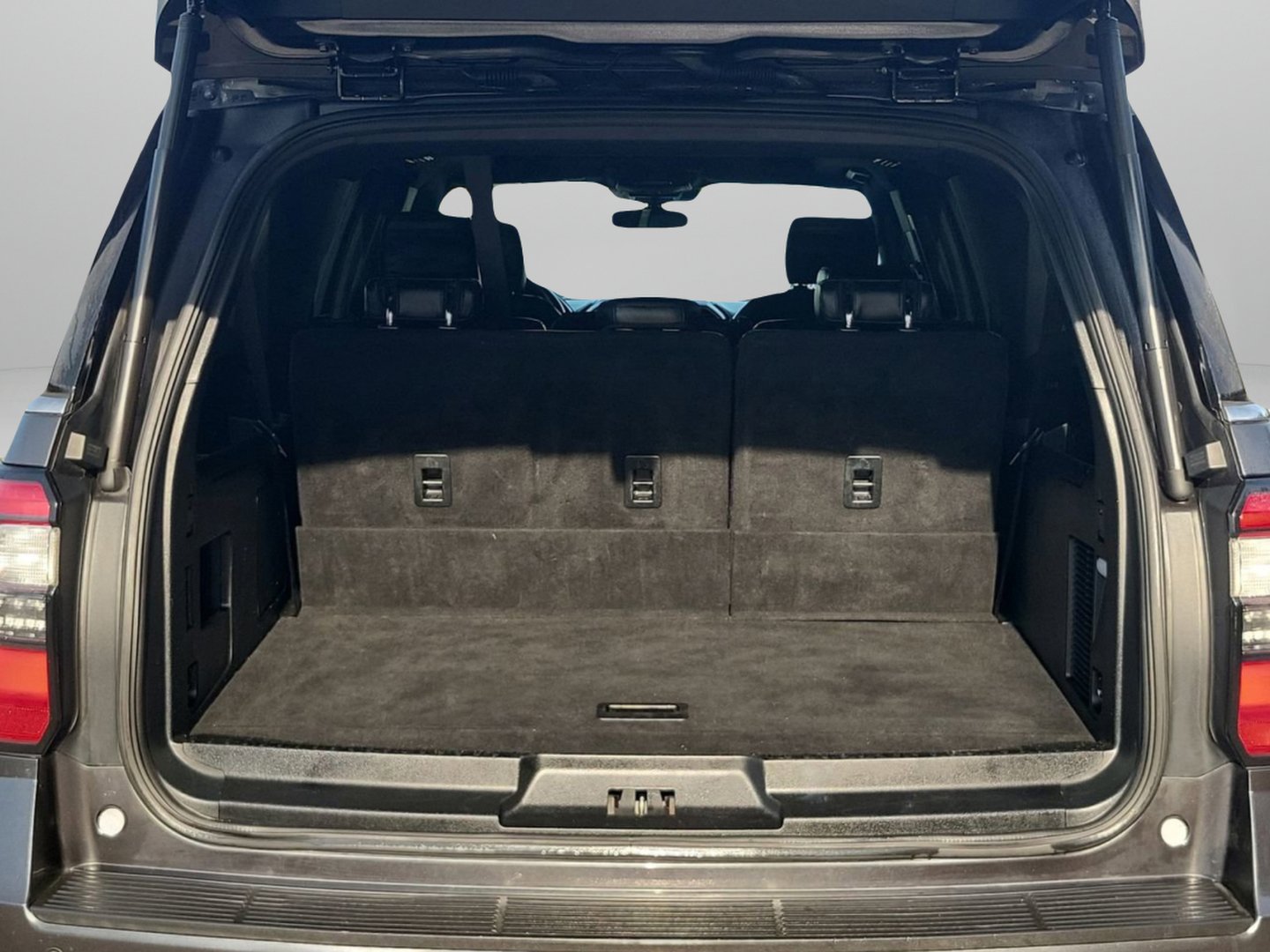 Used 2020 Ford Expedition Max Limited w/ Equipment Group 301A image 7