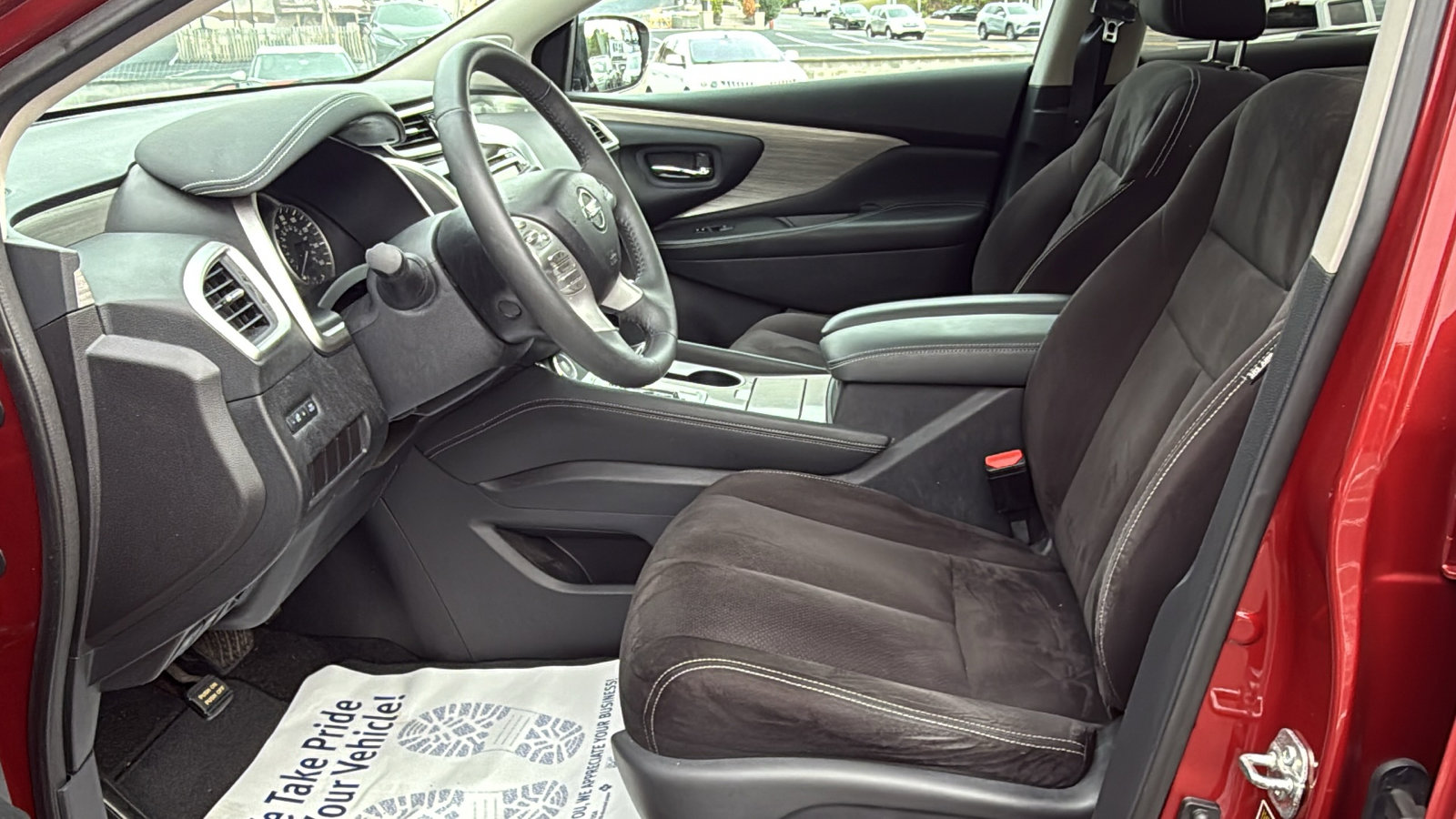 Used 2015 Nissan Murano SV w/ Premium Package image 18